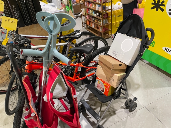 ベビーカーなど大型商品の中古需要が高まる