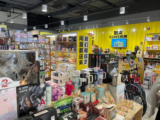 閑鱼の実店舗では取扱商品のカテゴリーが充実