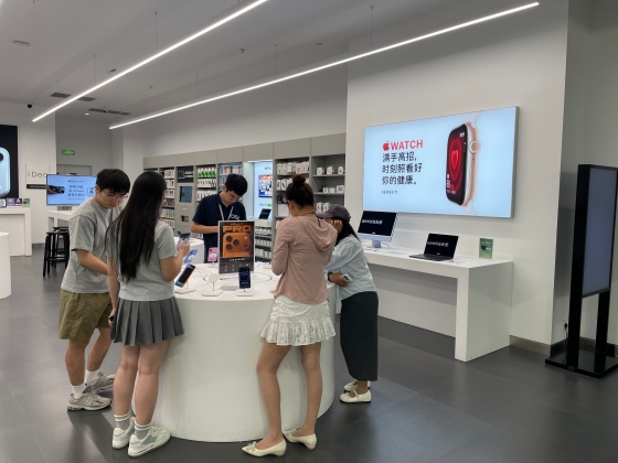 iPhone 17の発売直後、美団閃購で3万台を超える注文が殺到した