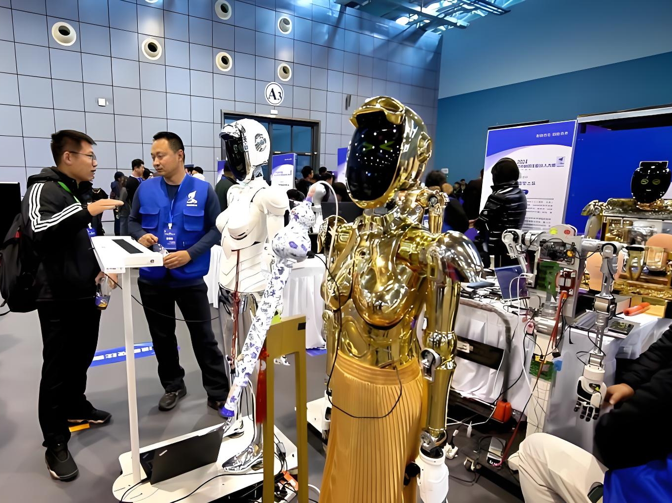 中国エンボディードAIとヒト型ロボット産業の現在地④〜量産フェーズへ：技術実証から規模拡大へ